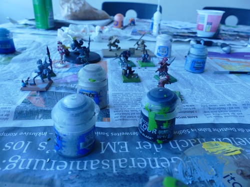 9 Figuren bemalen